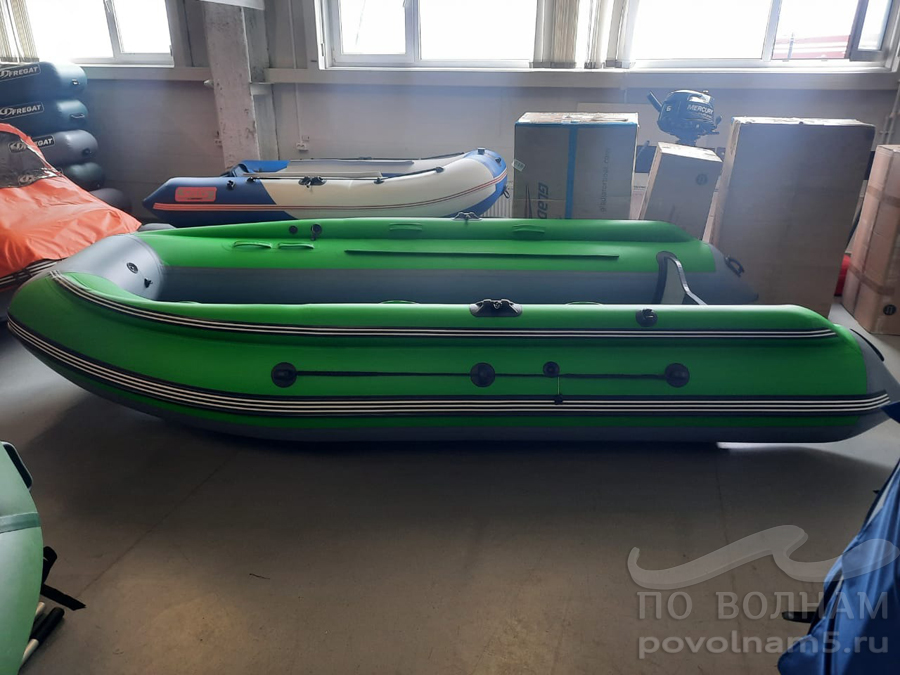 Лодка Reef Тритон 390 Fi НД